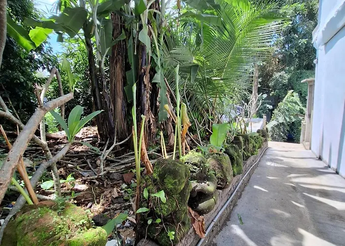 Konukevi Palm House Ubud